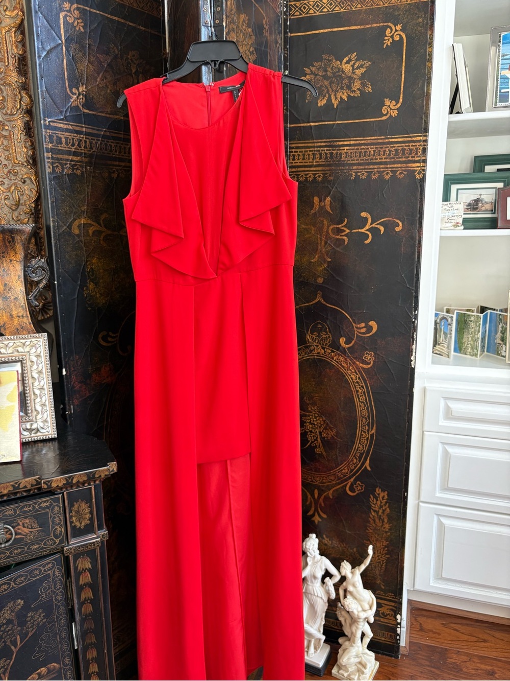 BCBGMAXAZRIA Elegant Red Sleeveless Maxi Dress with Draped Front